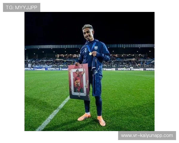 斯特拉斯堡700万欧元签下敦刻尔克新星亚辛,弥补边路战力 斯特拉斯堡700万欧元签下敦刻尔克新星亚辛,弥补边路战力