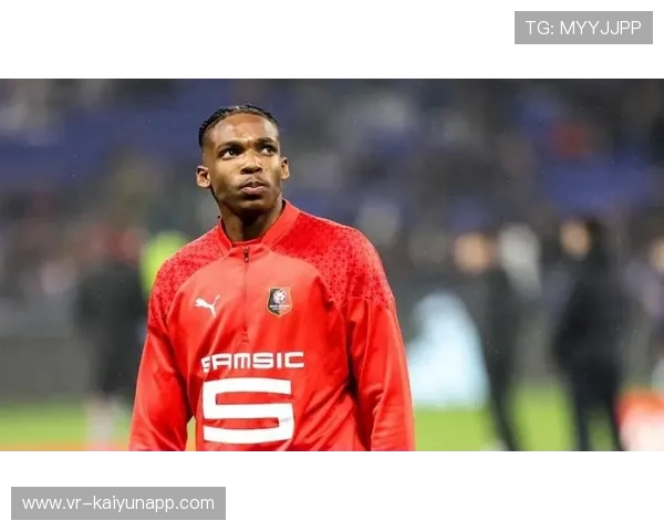 雷恩后卫雅凯肩膀重伤需手术，影响今夏利物浦转会